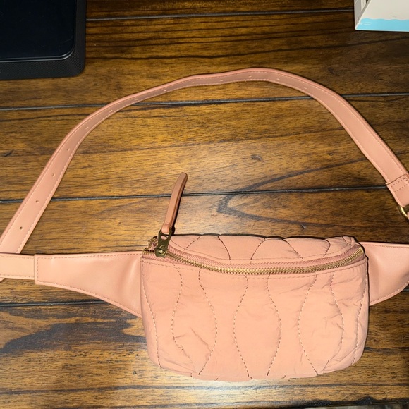 Universal Thread Fanny Pack/Belt Bag Brown - Picture 1 of 4
